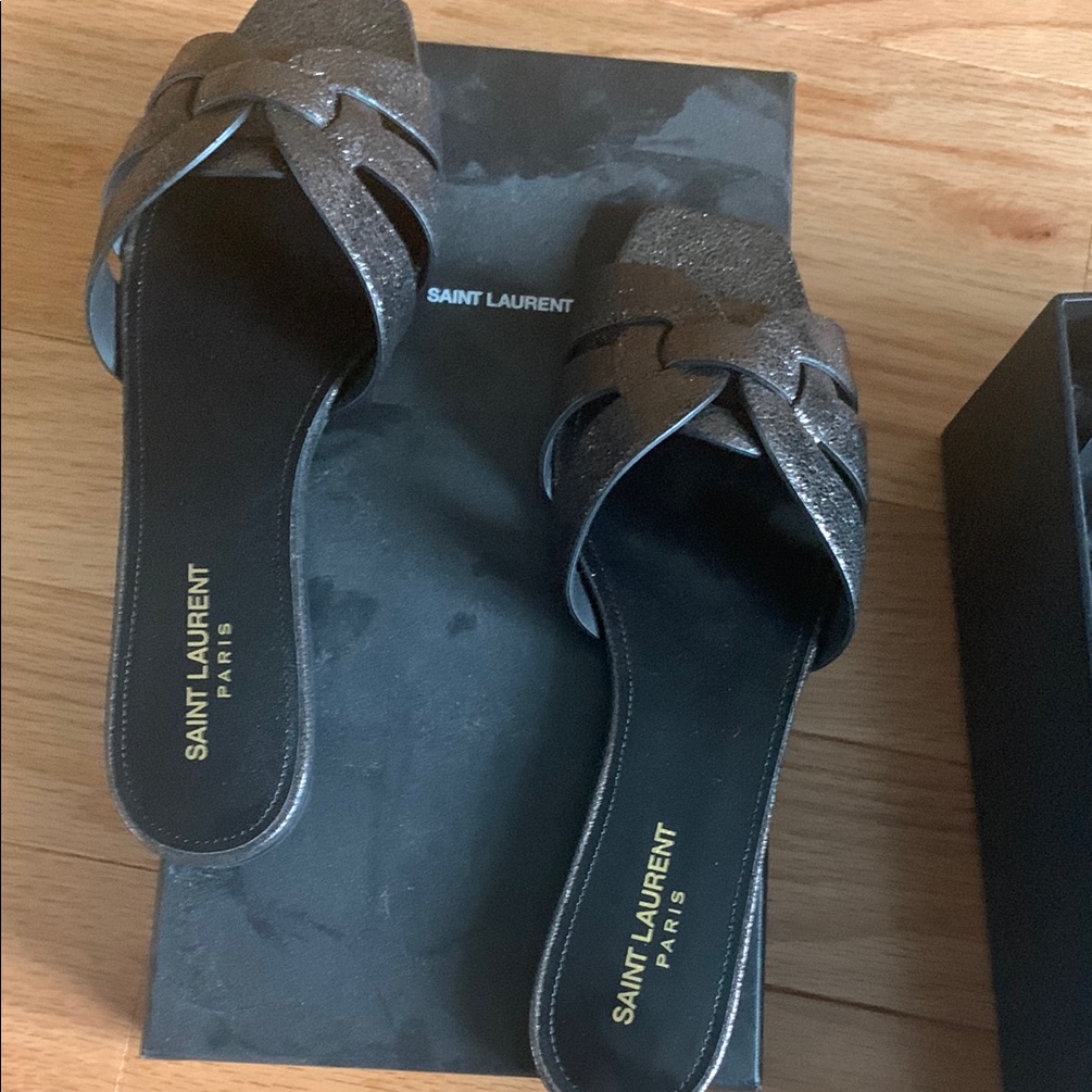 Brand New Saint Laurent Black Sandals Minimalist Design
